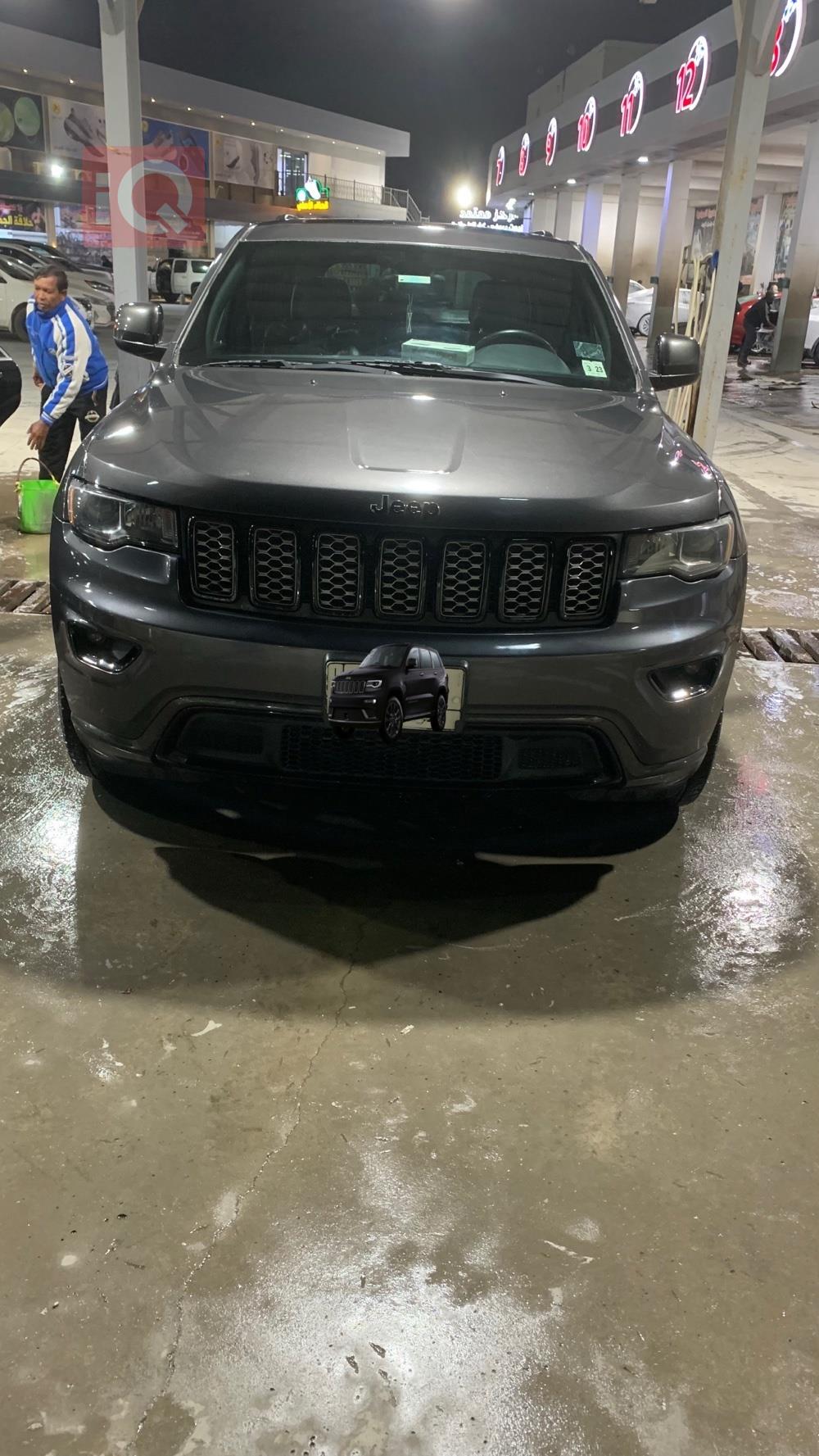 جيب جراند شيروكي